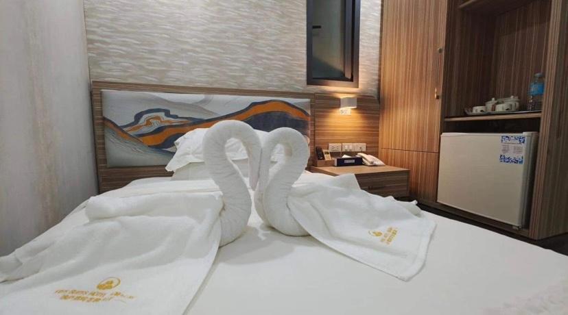 Erus Suites Hotel Boracay Manoc-Manoc Eksteriør bilde