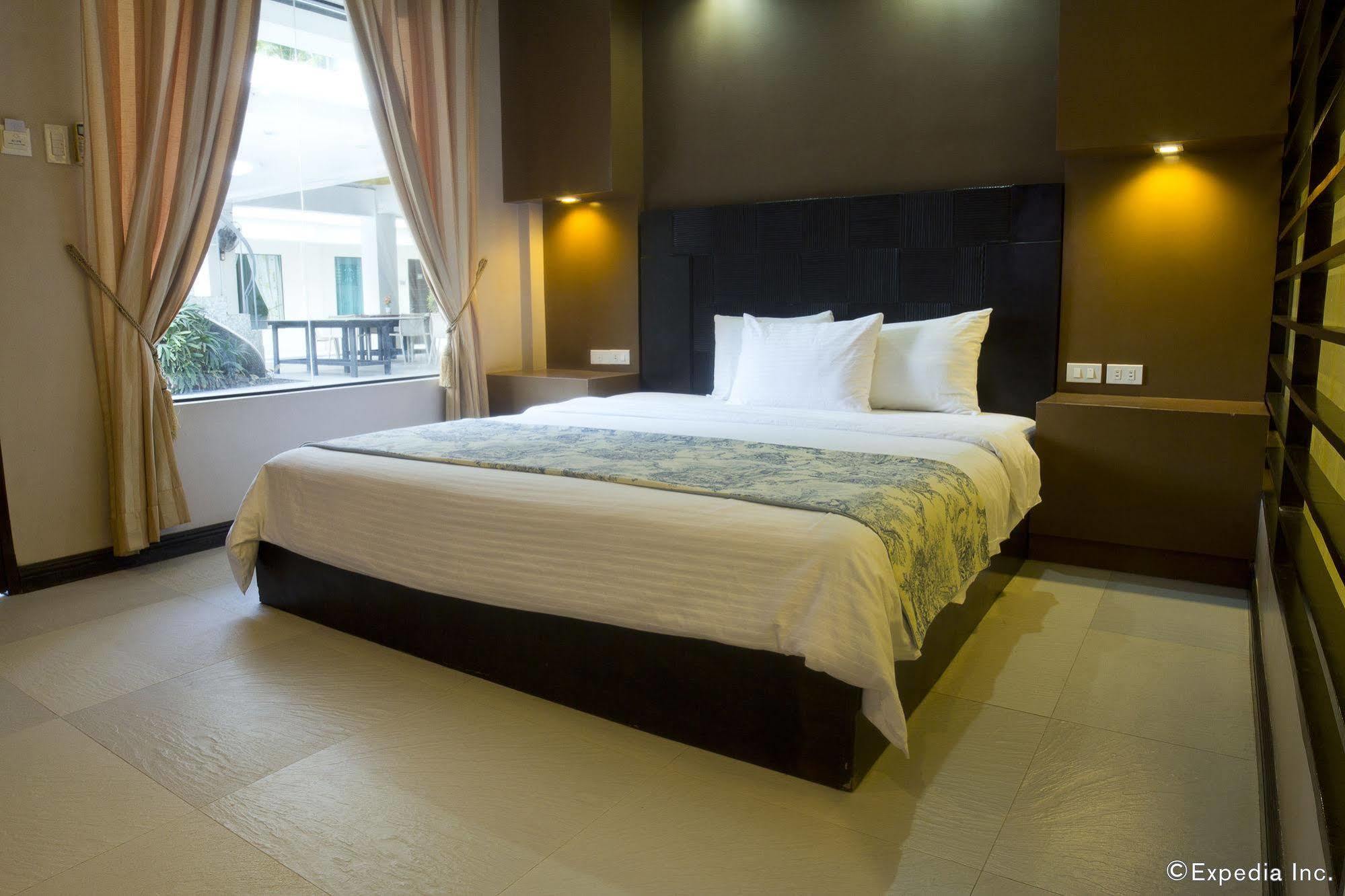 Erus Suites Hotel Boracay Manoc-Manoc Eksteriør bilde